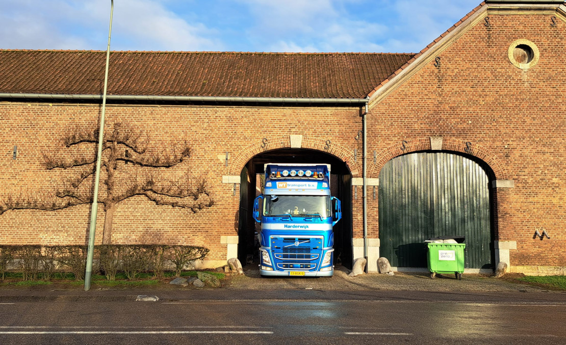 Vrachtwagen WT Transport gespot